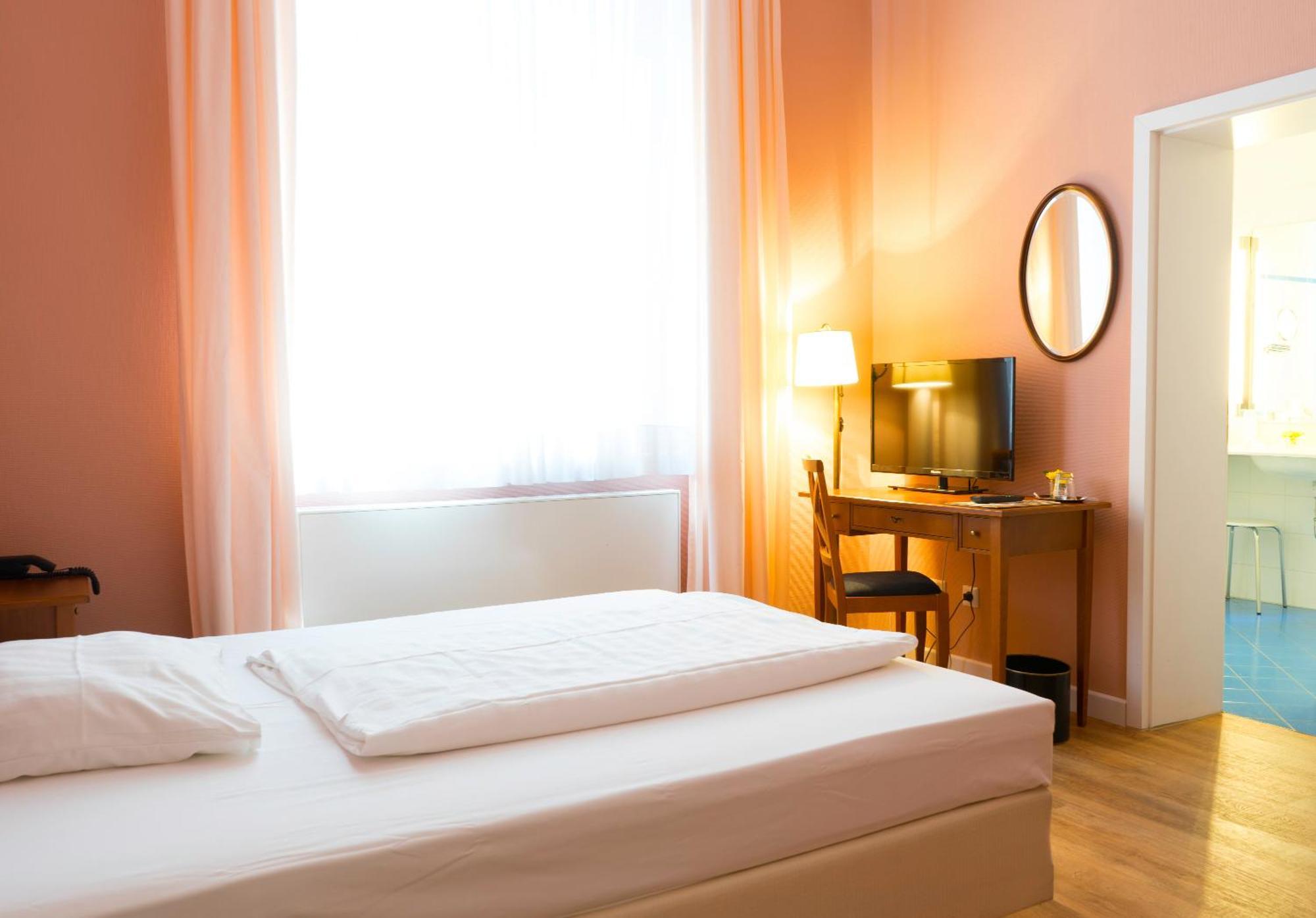 Hotel Villa Viktoria Luise แบลงเคนบวร์ก ภายนอก รูปภาพ